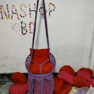 বেগুনি কালার  ১৮ ইঞ্চি দোলনা সাথে  ২টা বালিশ